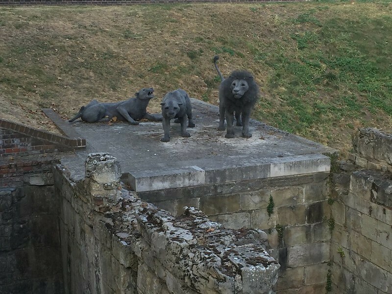 Three wire lions at the tower of london