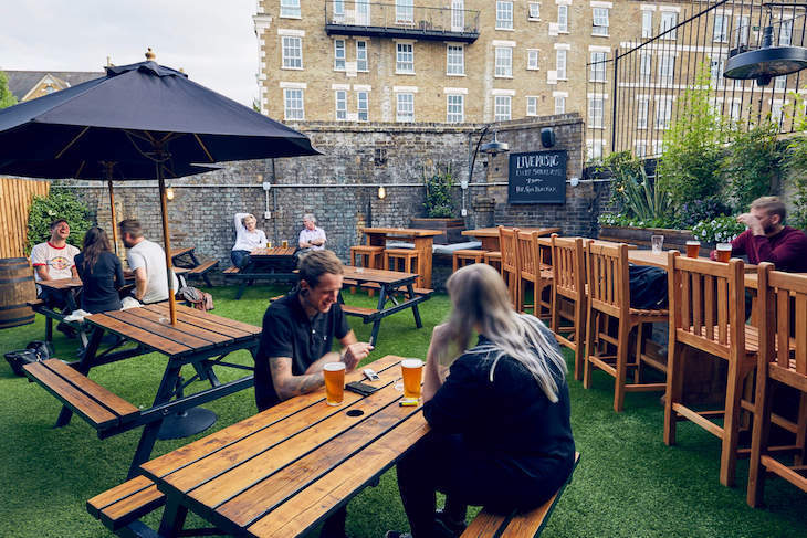Looking for a London pub garden? Try out the Bethnal Green Tavern