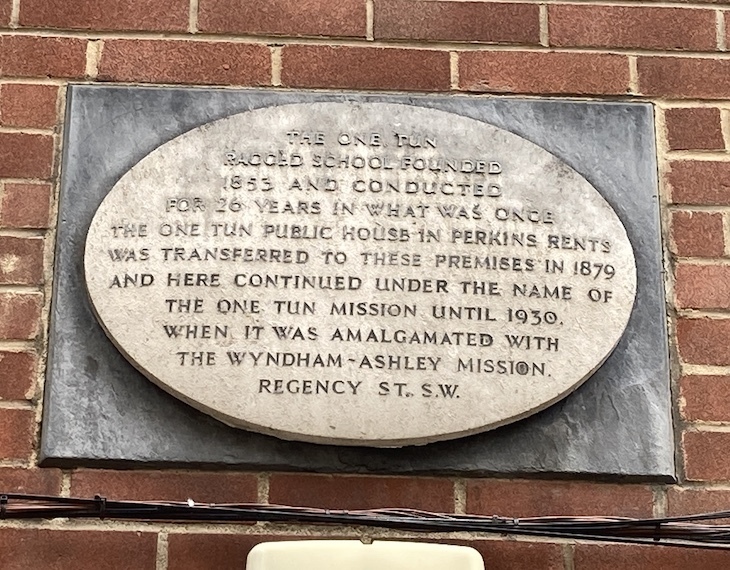A plaque commemorating the pub and ragged school called the One Tun