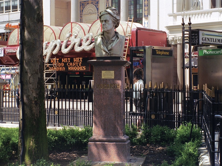 Hogarth's bust in Leicester square, with the Empire Cinema behind